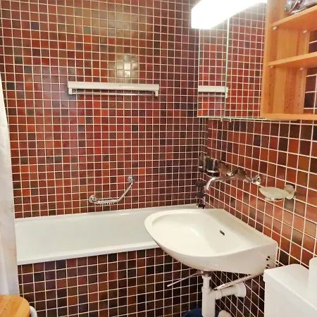 Aragon T100 By Interhome 公寓