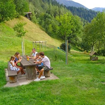 Aragon T100 By Interhome